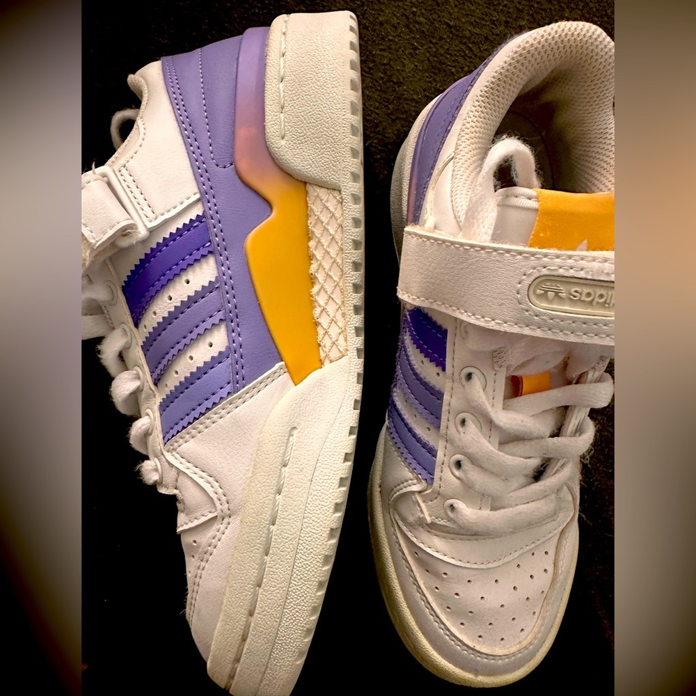 adidas art gy8209 used size 4 girls